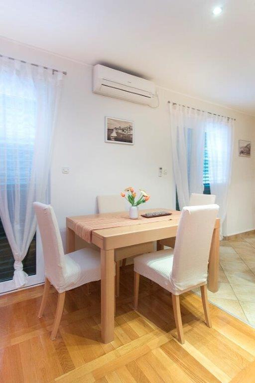 Dalma Residence Apartman Girandella ザボリッチ エクステリア 写真